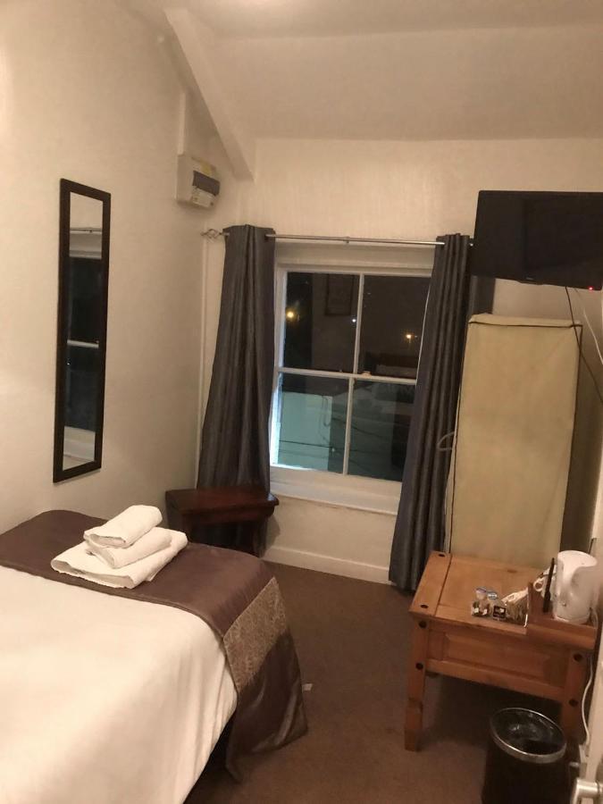 Markets Tavern Hotel Brecon Exteriör bild